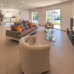 Le Perdigal Villa *